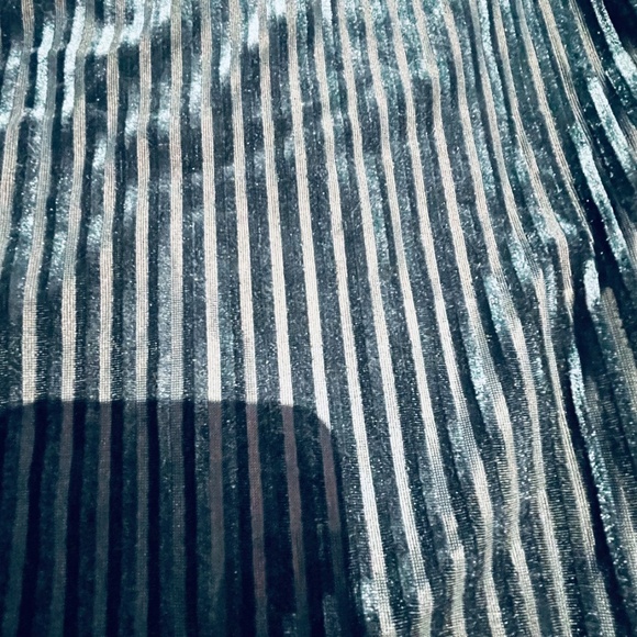 SHEIN Long sleeve top - Picture 5 of 6